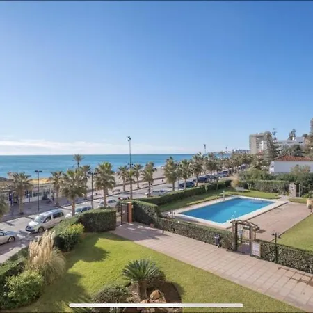 Apartamento Frente Al Mar Primera Linea De Playa Apartment With 2 Bedrooms Beachfront *