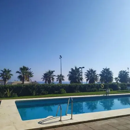 Apartamento Frente Al Mar Primera Linea De Playa Apartment With 2 Bedrooms Beachfront Apartament