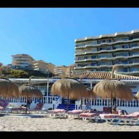 Apartamento Frente Al Mar Primera Linea De Playa Apartment With 2 Bedrooms Beachfront * Fuengirola