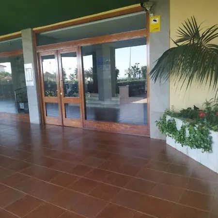 Appartement Apartamento Frente Al Mar Primera Linea De Playa Apartment With 2 Bedrooms Beachfront *
