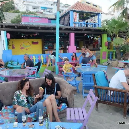 Appartement Apartamento Frente Al Mar Primera Linea De Playa Apartment With 2 Bedrooms Beachfront Fuengirola